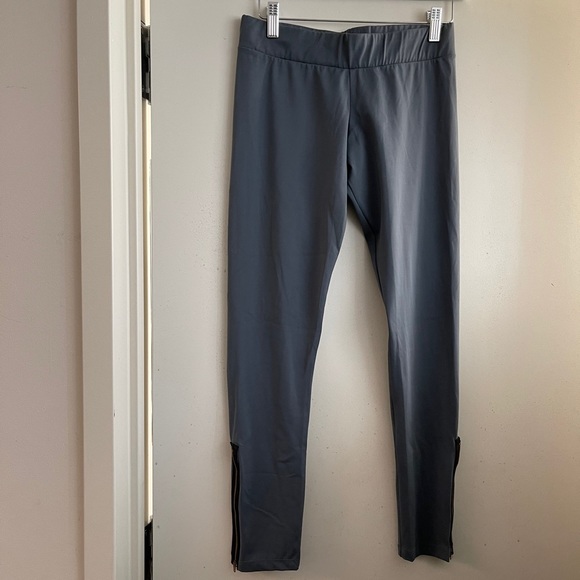 LNA Grey Zipper Leggings - Picture 3 of 6